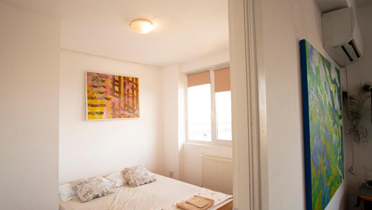 Central Apartment Timisoara Bagian luar foto